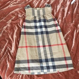 BURBERRY girl dress perfect for the Holidays